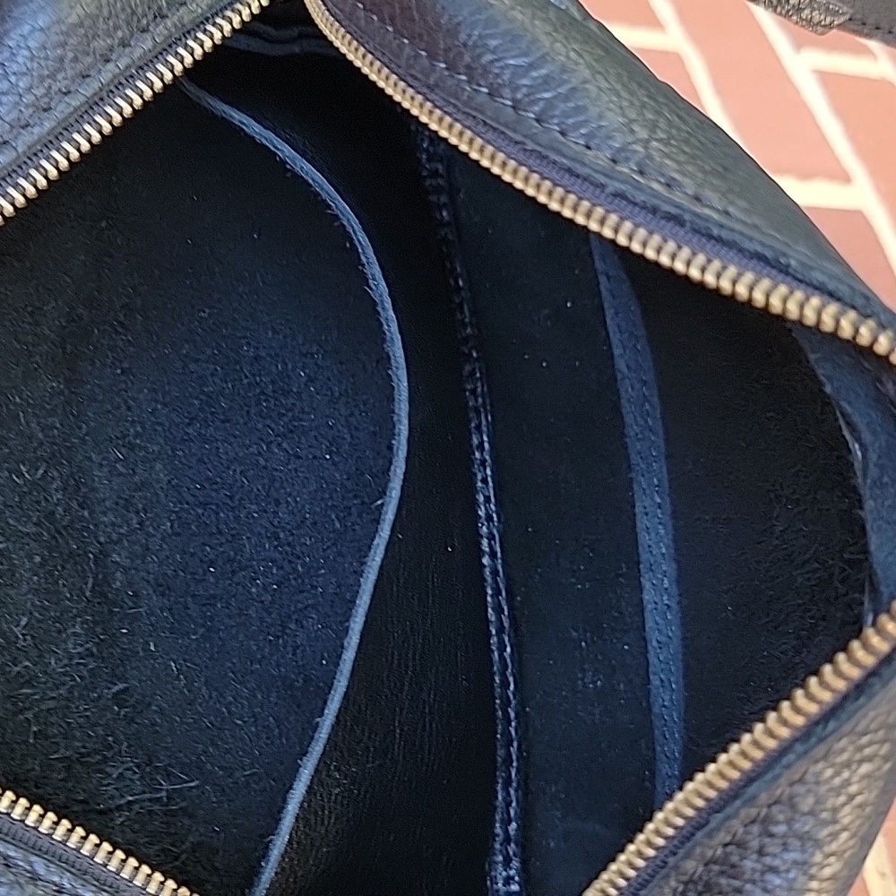 Portland Leather Crossbody Bag - Picture 10 of 13